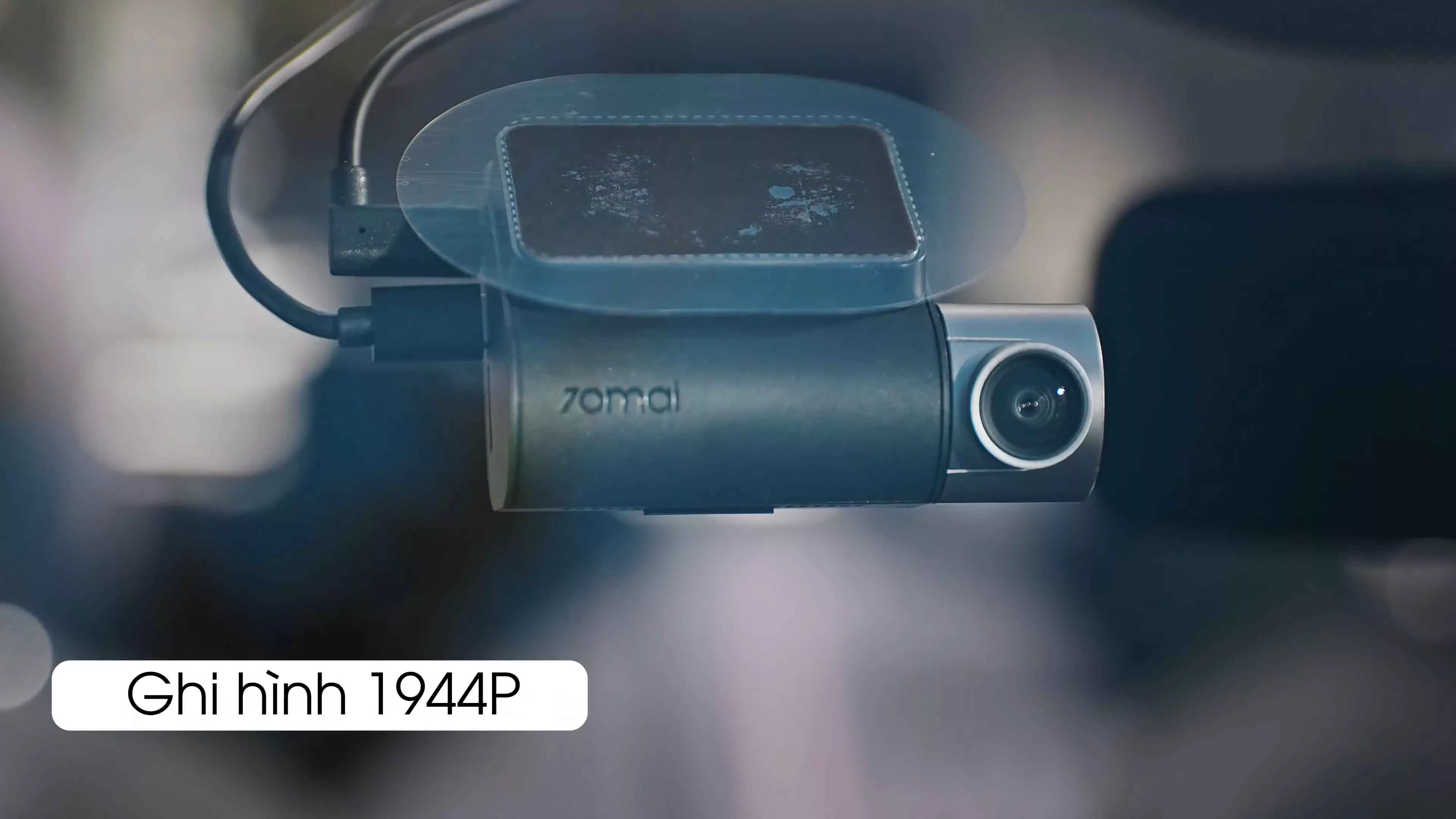 lắp camera hành trình 70mai a510