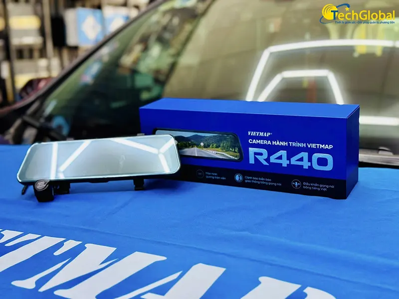 Camera gương theo dõi hành trình Vietmap R440