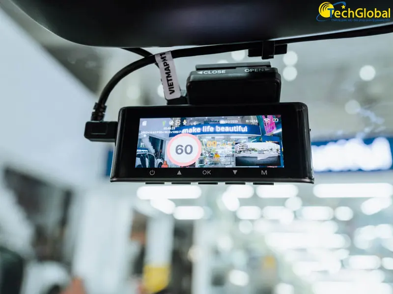 Camera hành trình xe hơi thương hiệu Vietmap