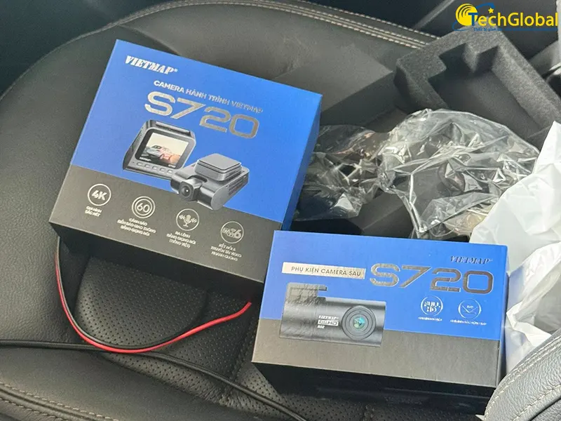 Camera hành trình Vietmap model S720 cho xe ô tô