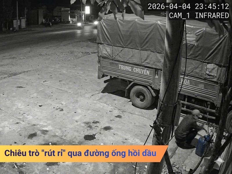 Chiêu trò "rút rỉ" qua đường ống hồi dầu