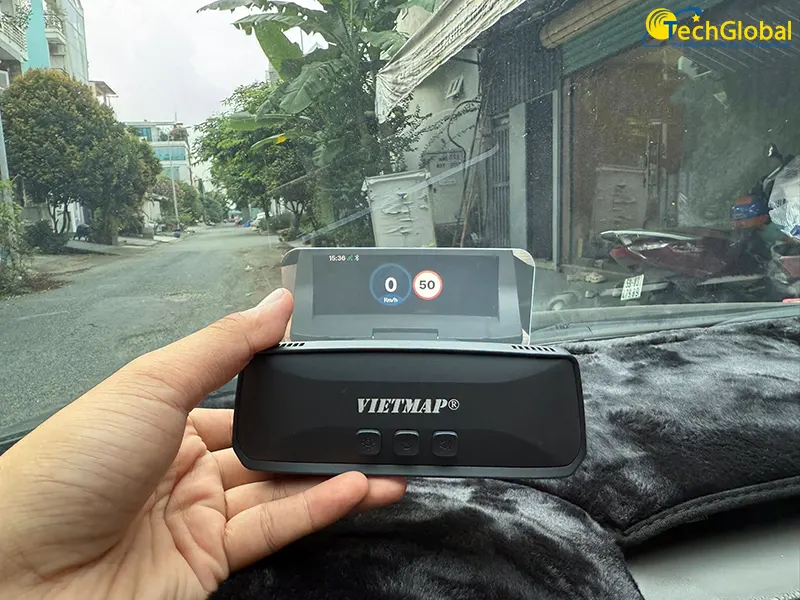 HUD hiển thị thông tin kính lái Vietmap H50