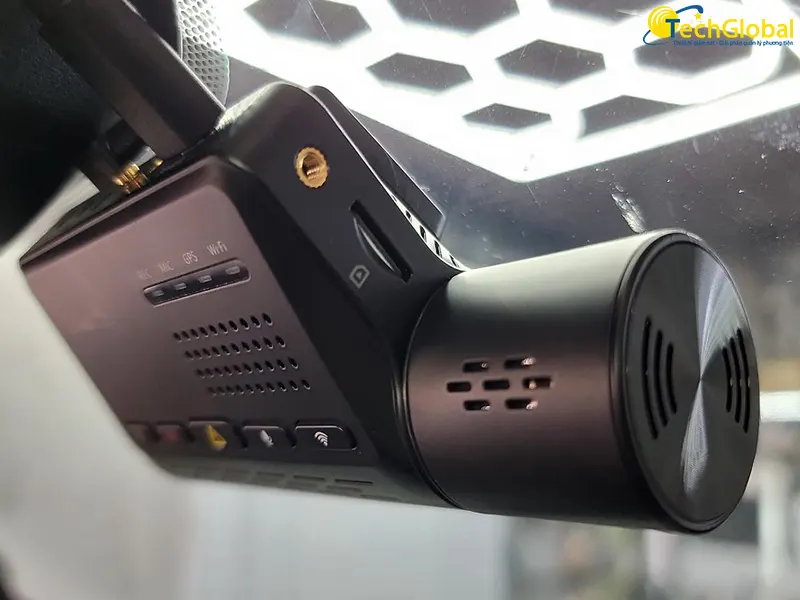 Kinh nghiệm chọn mua camera hành trình 3 mắt chuẩn xác