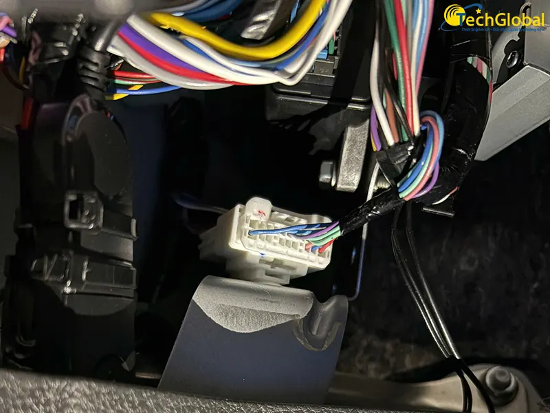 Hướng dẫn cách lắp đặt thiết bị giám sát hành trình xe ô tô