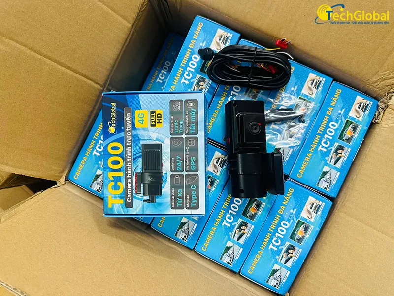 Địa chỉ bán camera hành trình quay trước và trong xe quy tín