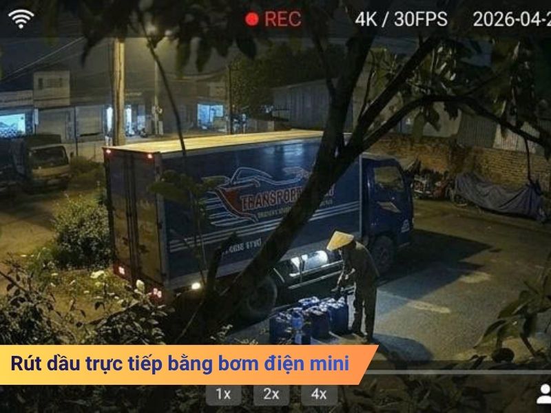 Rút dầu trực tiếp bằng bơm điện mini