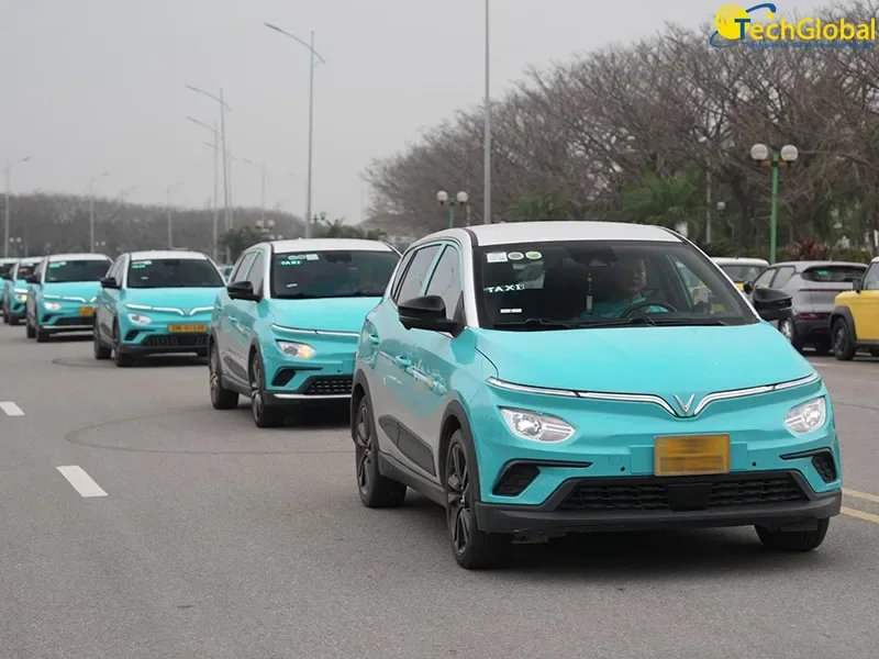 Xe taxi công nghệ là gì