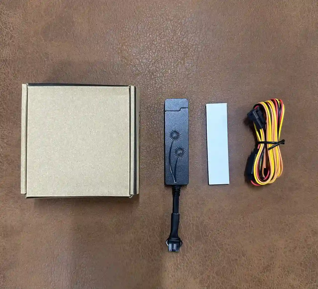 thiết bị định vị 4G TG12