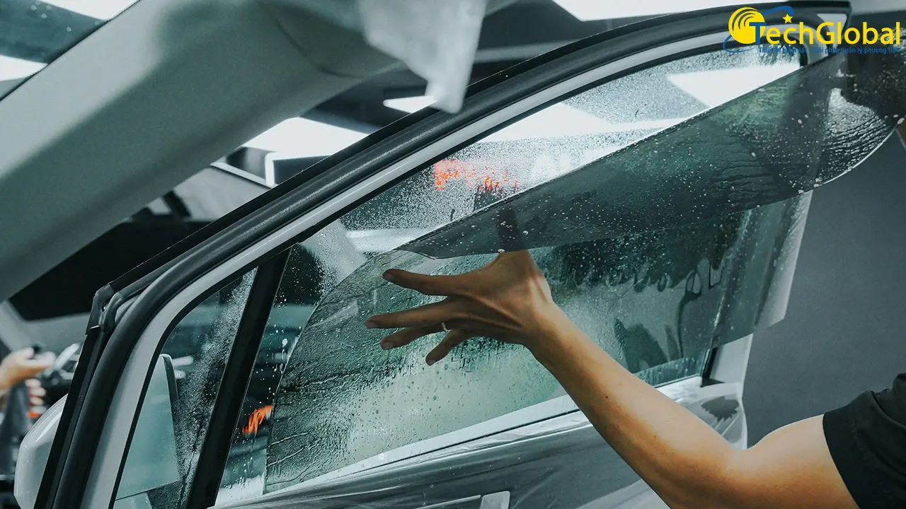 Phim cách nhiệt ô tô