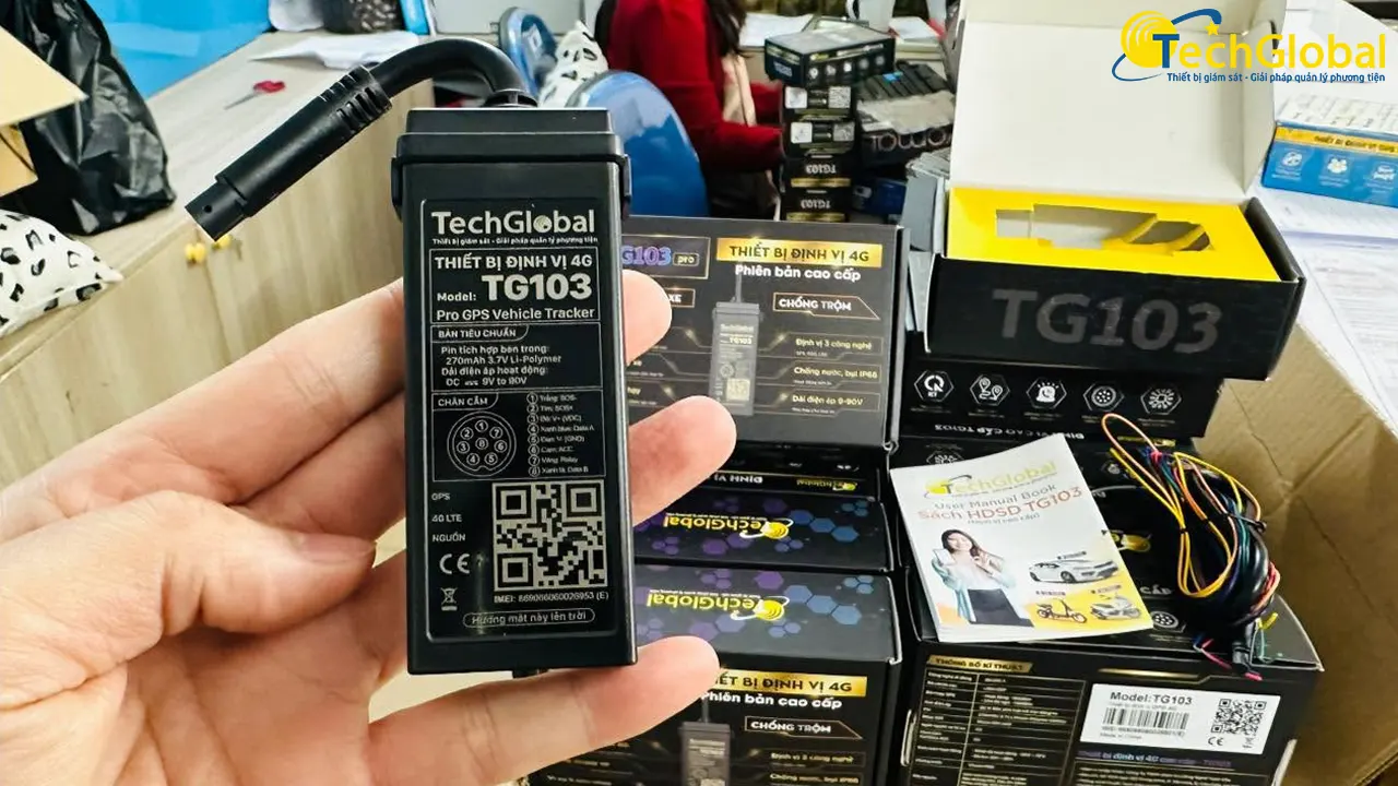 Thiết bị định vị xe máy qua điện thoại Android/iOS TG103